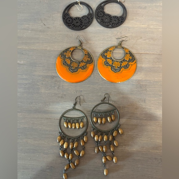 Bohemian Earring Set - Picture 2 of 3